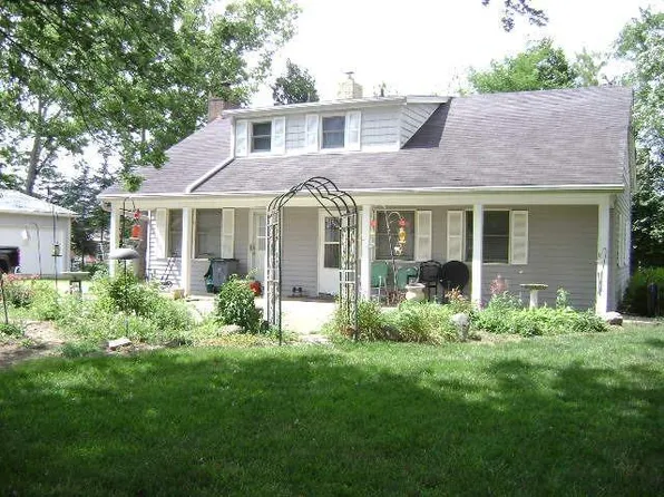 6069 Snyder Rd, Cincinnati, OH 45247