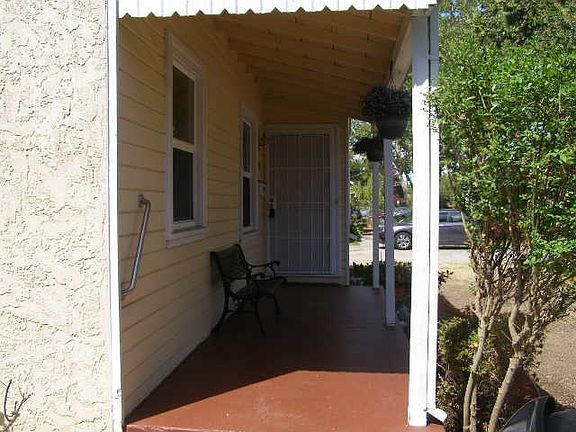 3rd image of 2730 19th Ave