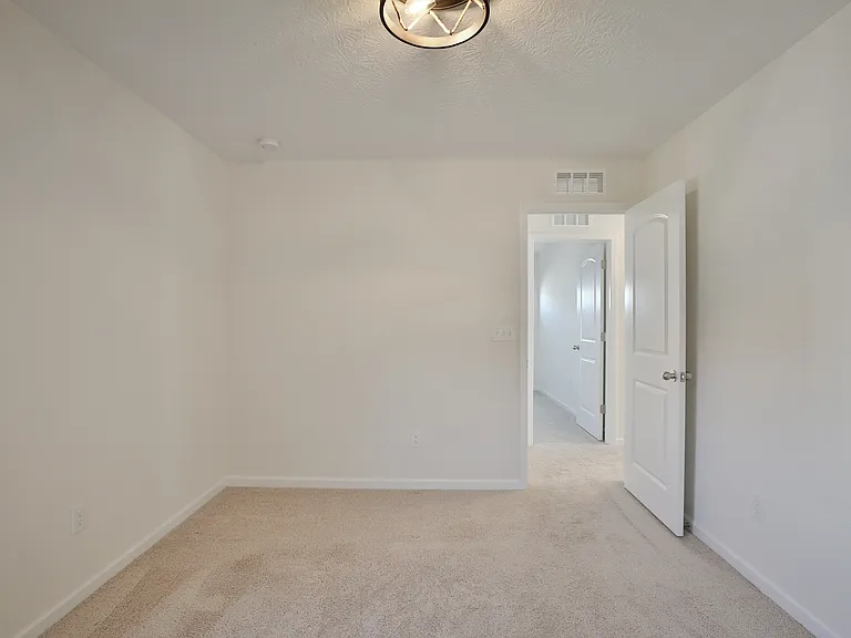 12009 Landon Dr — Photo 34