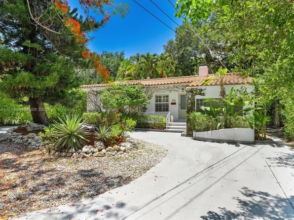 8538 NE 4th Ave, El Portal, FL 33138