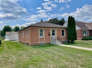 405 W Van Dusen St, Springfield, MN 56087