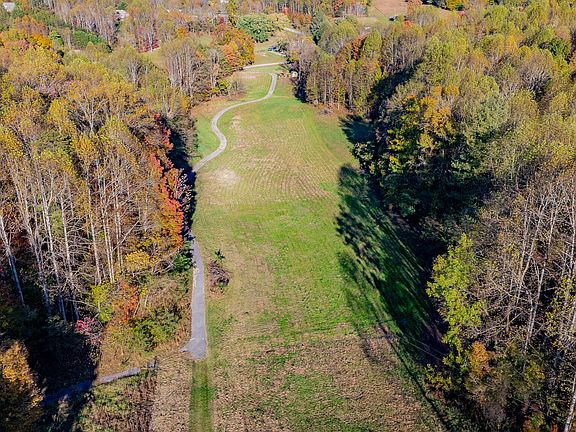 2nd image of 865 Rocky Top Roots Farm Rd