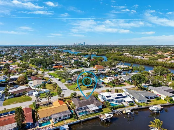 1399 49th Ave NE, Saint Petersburg, FL 33703