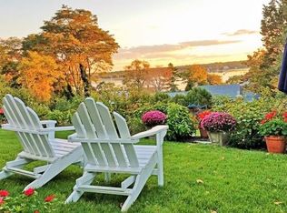 476 Elm St, Dartmouth, MA 02748