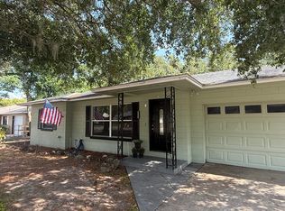 2550 Northland Rd, Mount Dora, FL 32757