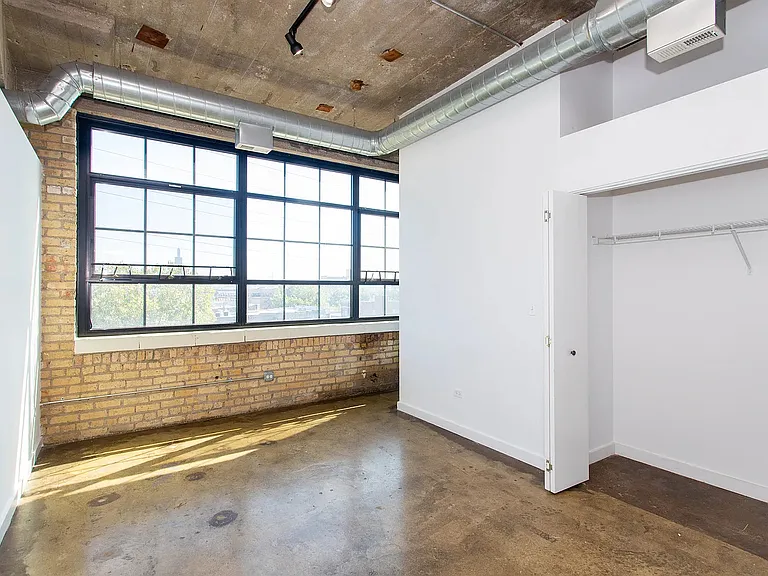 2625 W Washington Blvd #417 — Photo 7
