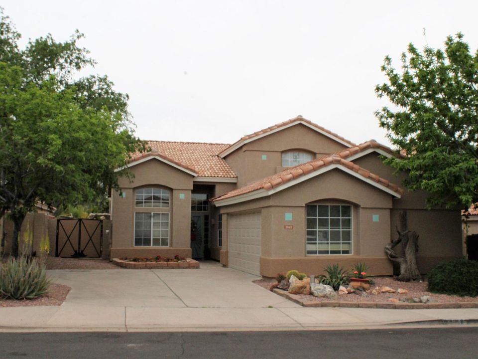 3845 N St Elias Cir