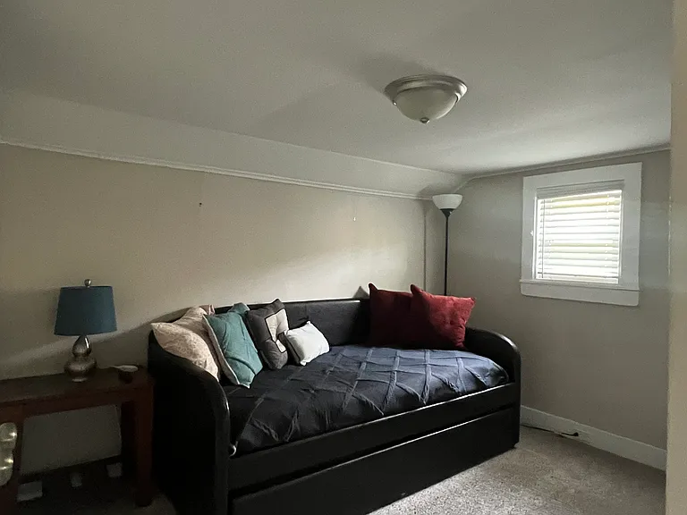 113 Hemphill Rd — Photo 33