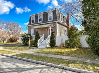 14 Maywood St #2, New Bedford, MA 02745