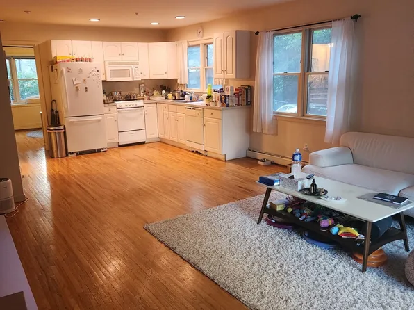 14 Seymour St APT 2, Montclair, NJ 07042