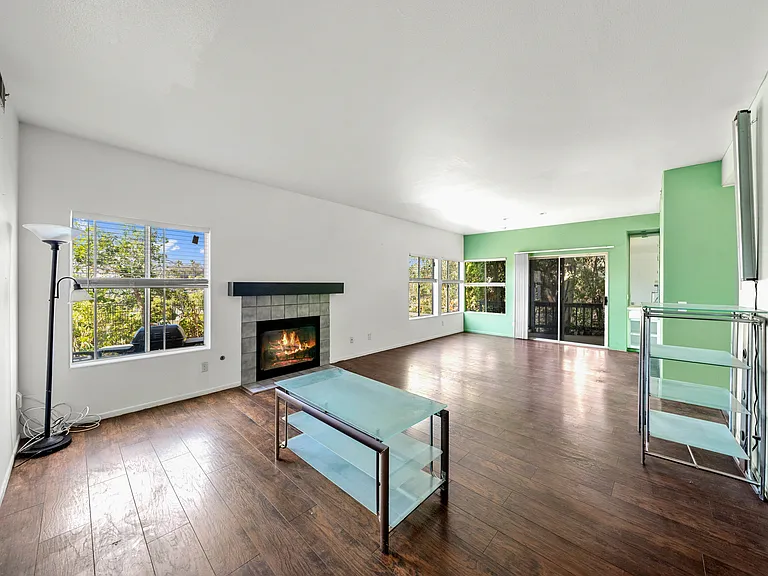 5057 Keeney St — Photo 12