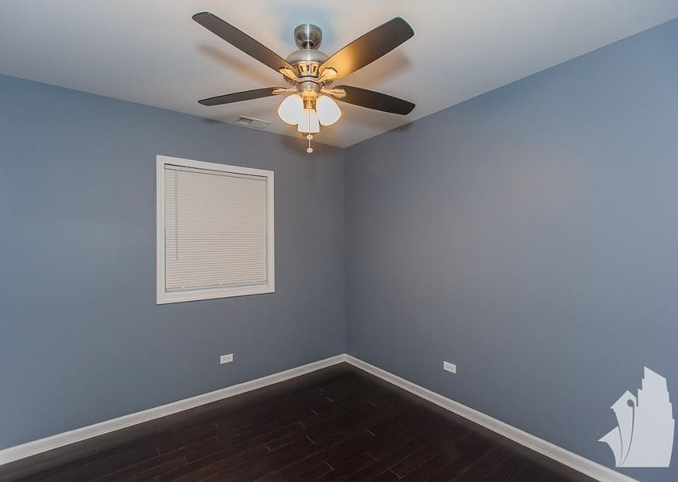 1st image of 2939 N Hamlin Ave APT 1