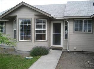 2128 SW 30th Ct, Redmond, OR 97756