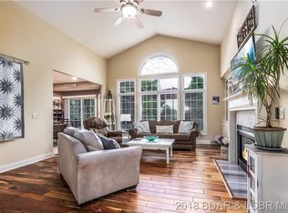 71 Via Lauren Dr, Sunrise Beach, MO 65079