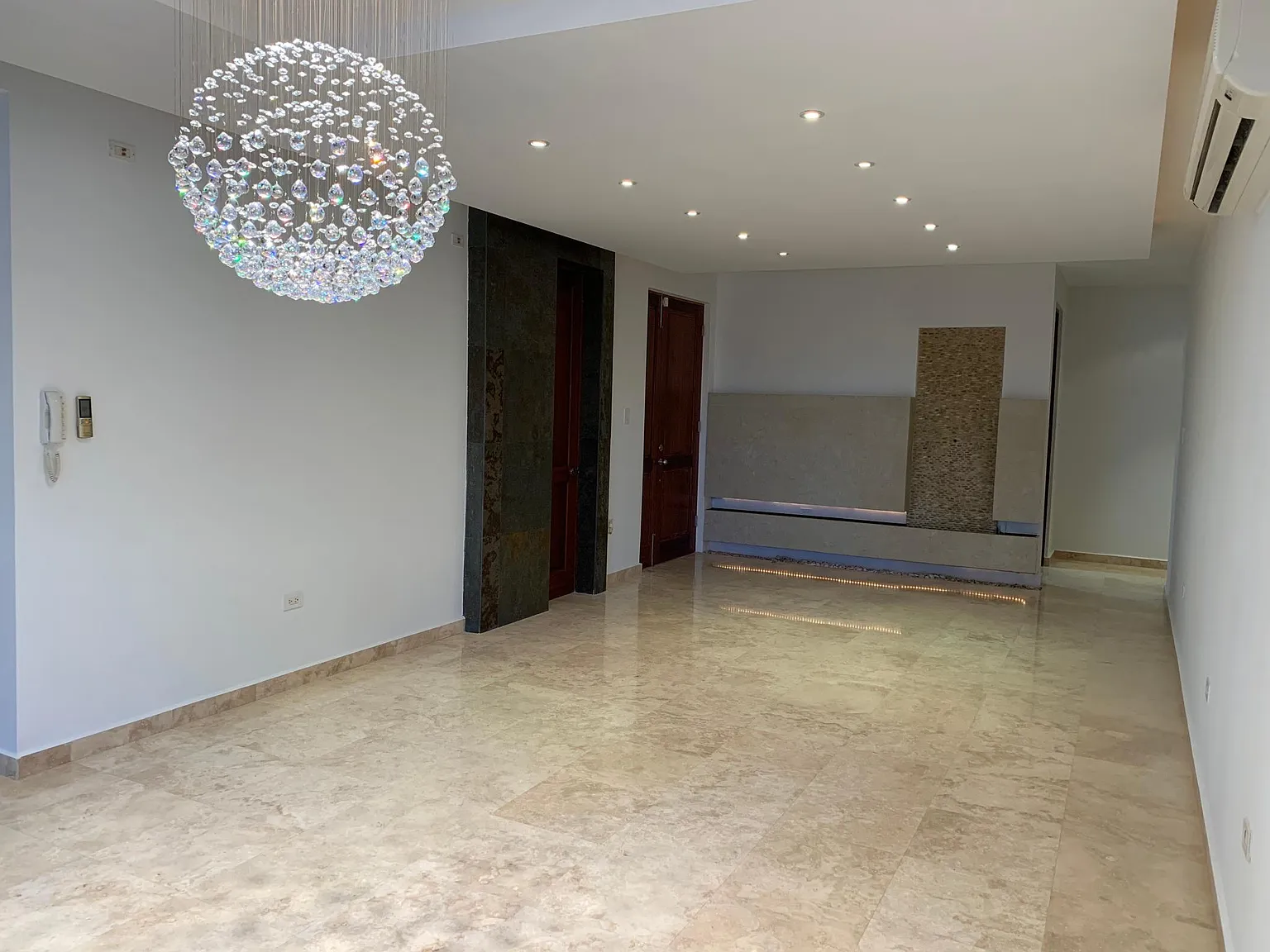 1 Avenida Palma Real Cond Murano — Photo 2