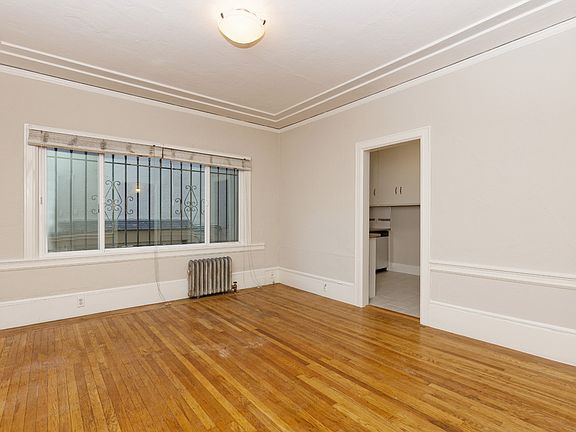 3rd image of 1528 Alice St APT 1
