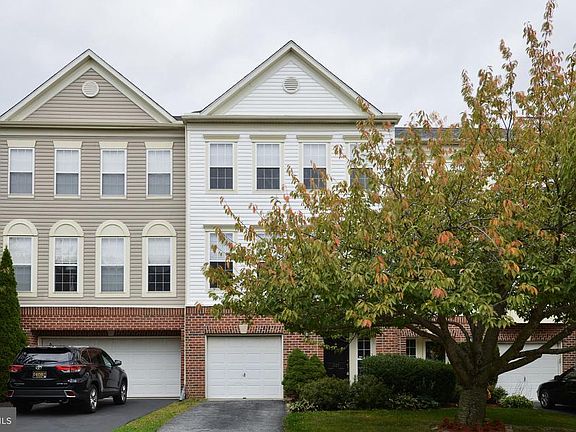 2nd image of 321 Rockmeade Dr