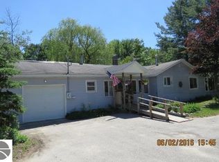 110 Eureka St, Bellaire, MI 49615