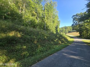 LOT 27 Summit Dr #28, Oneida, TN 37841