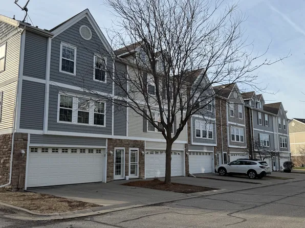 350 NE Sandalwood, Waukee, IA 50263