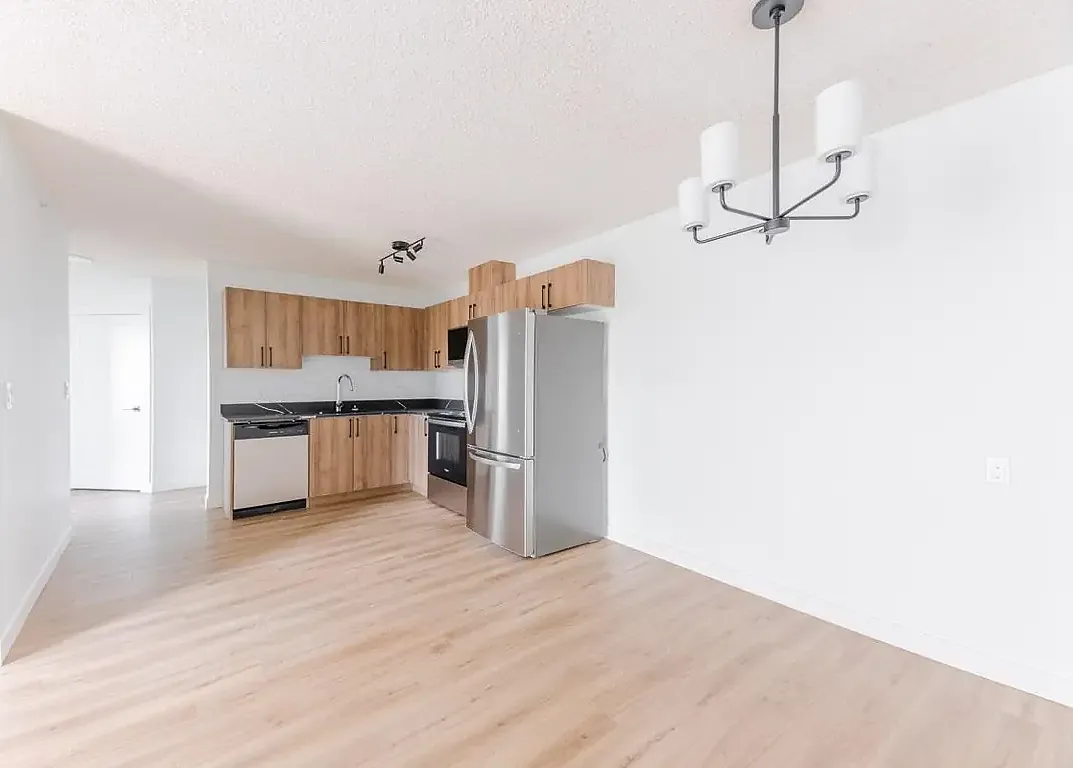 Amberwynd Apartments — Photo 3