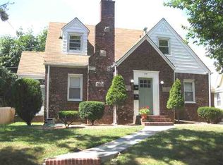 301 Sutton Ave, Hackensack, NJ 07601