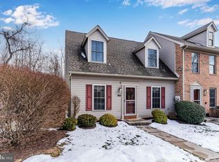 135 Hunters Ridge Dr, Harrisburg, PA 17110