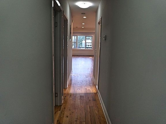 5th image of 3639 Irwin Ave #1