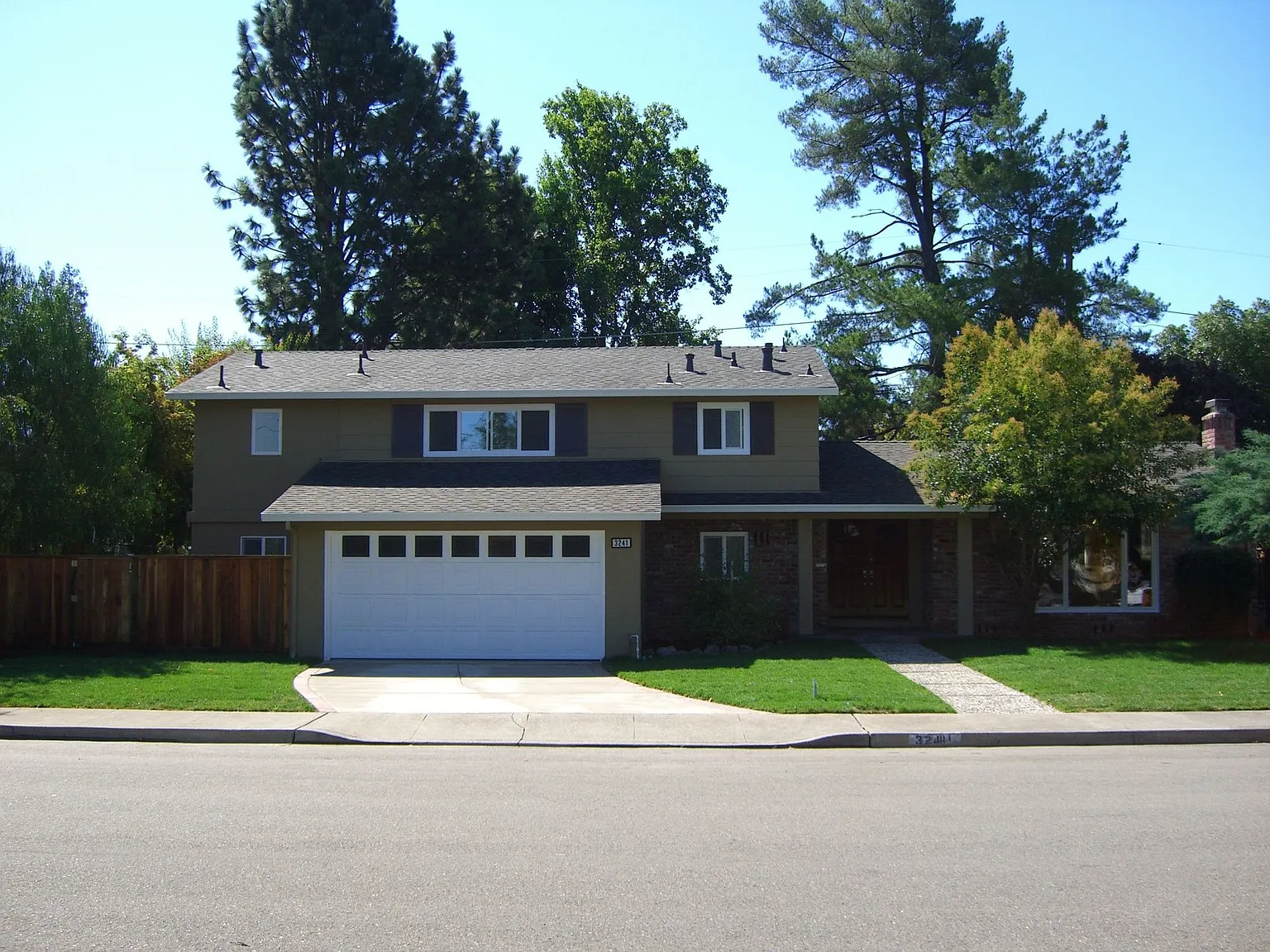 3241 Sugarberry Ln photo 1