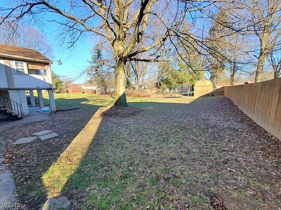 4th image of 3557 Breeze Knoll Dr