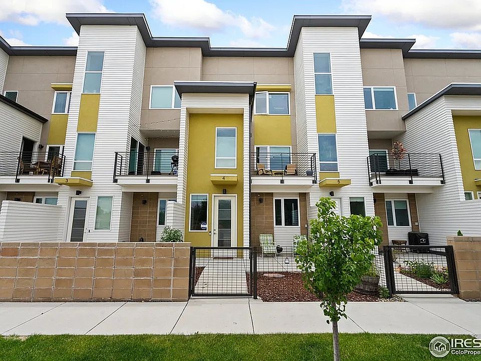 1st image of 225 Green Leaf St Unit 4