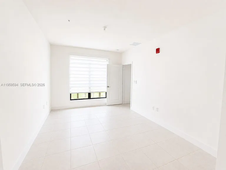 8001 NW 41st St #F-206 — Photo 9