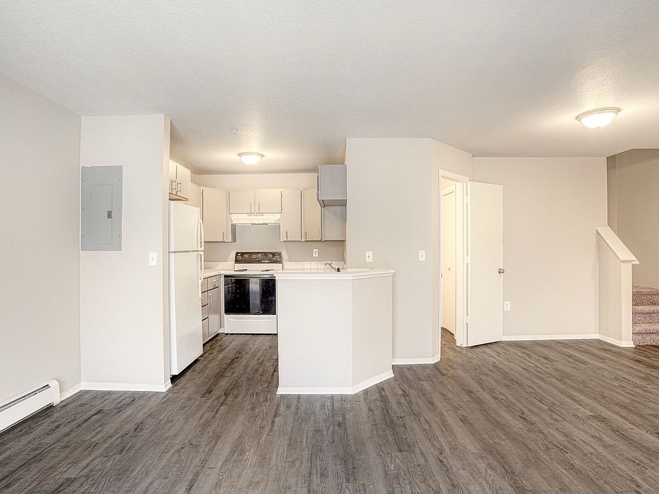 Large Open Concept Kitchen