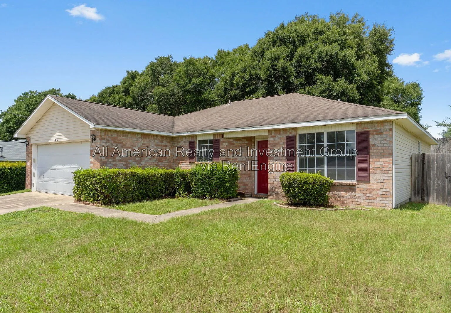 3 bed, 2.0 bath, 1512 sqft, $1,900 — Photo 2