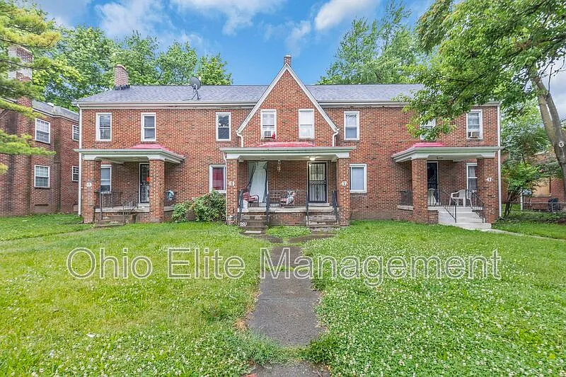 2 bed, 1.0 bath, 1590 sqft, $1,100 — Photo 3