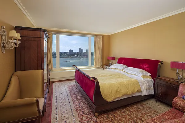 Sold by Brown Harris Stevens | media 4