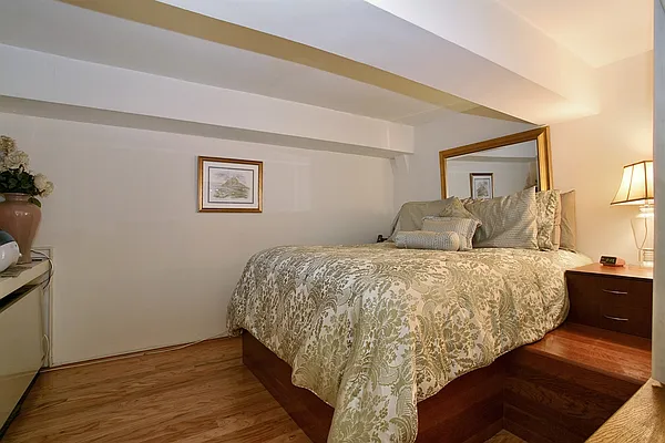 Sold by Corcoran | media 8