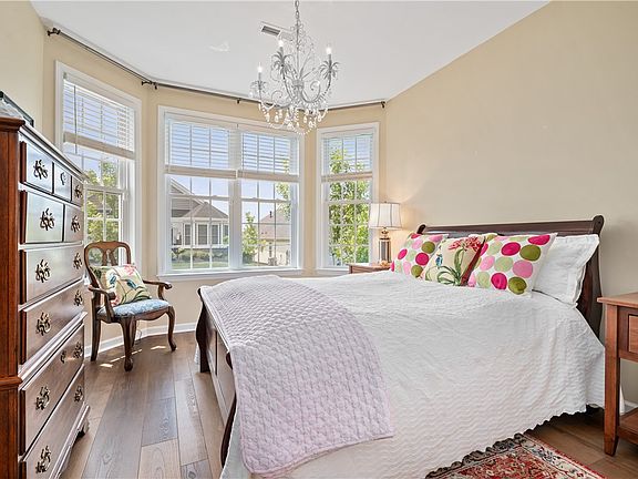 5th image of 283 Jefferson Ln