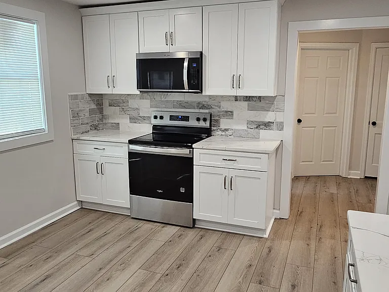 3820 Montgomery Ave — Photo 4