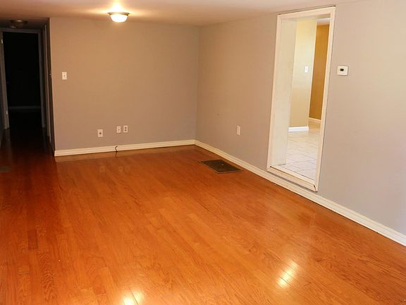 2nd image of 284 Watts Rd