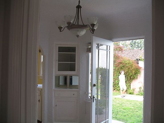 Dining room into inner garden