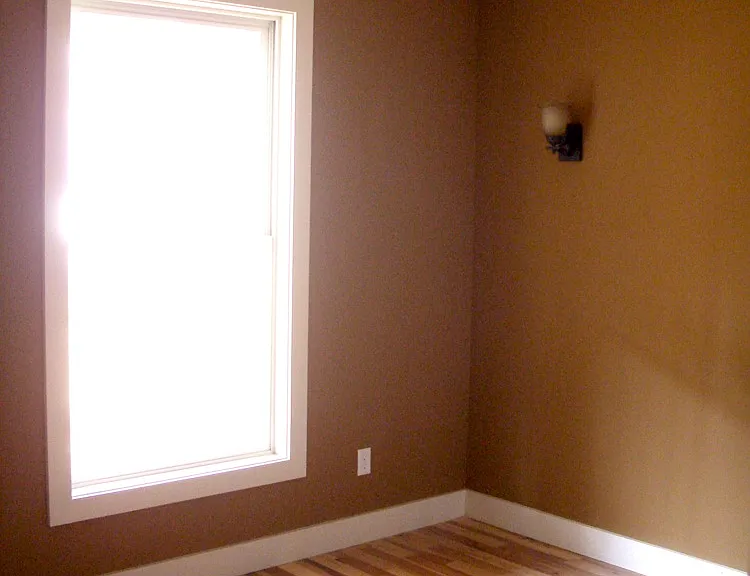 210 Wellington St — Photo 9