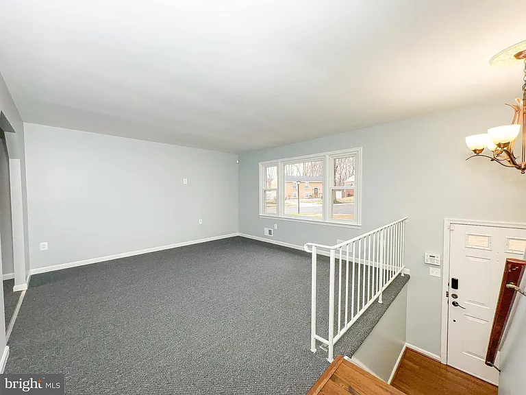9206 Lorelei Ct — Photo 17