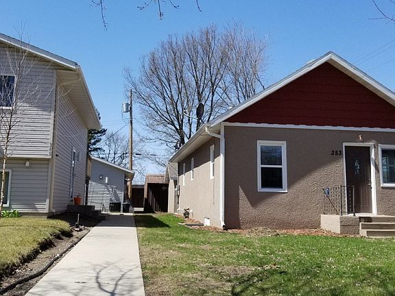 3rd image of 353 32nd Ave N