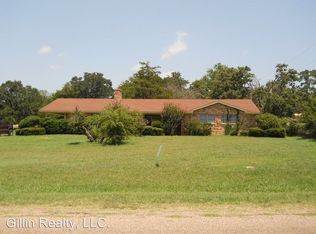 1108 Honeysuckle Dr, Keene, TX 76059