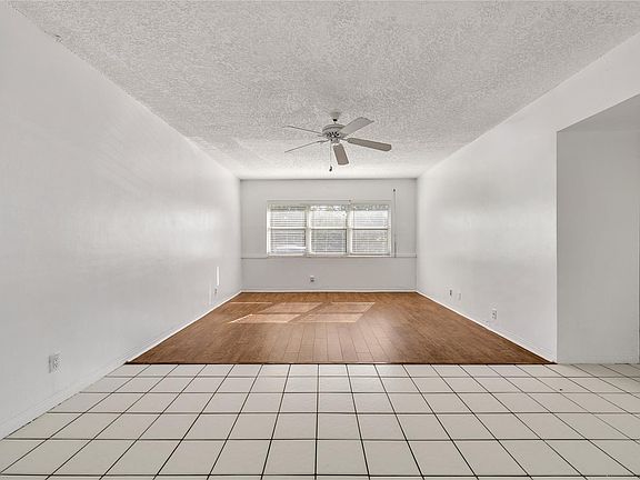2nd image of 280 S Cypress Rd APT 306