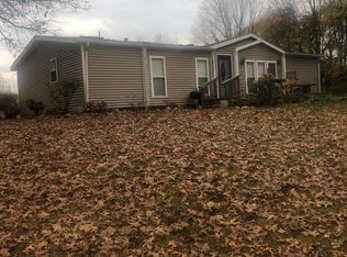 7477 Highland Dr, Delton, MI 49046