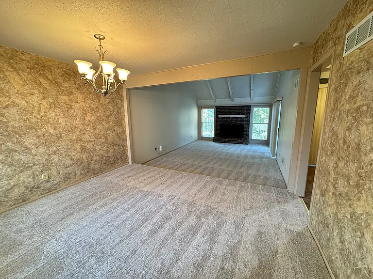 8120 Monrovia St — Photo 2