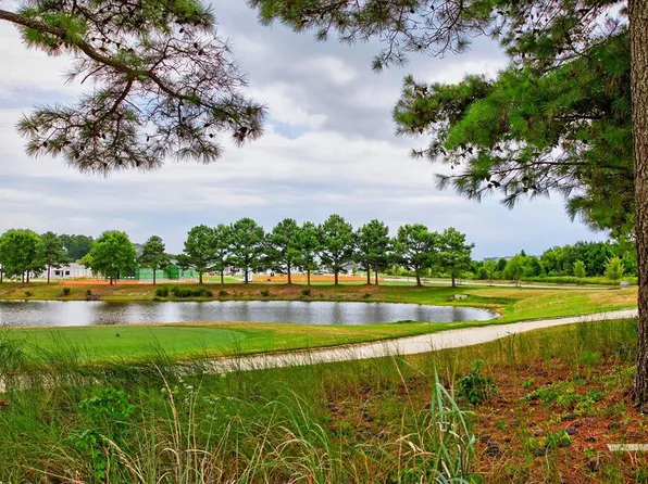 102 Edinburgh Ln #80, Cape Charles, VA 23310