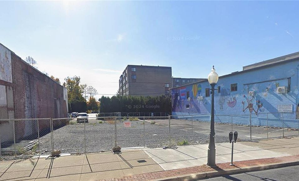 1st image of 16 Broadway